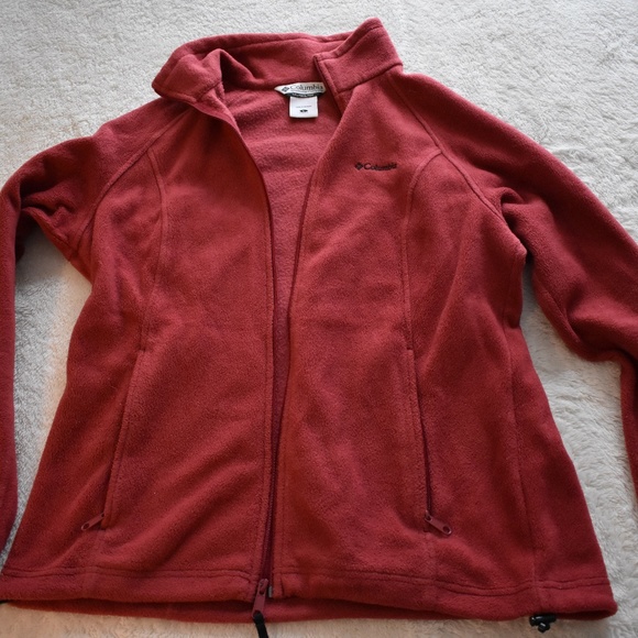 Columbia Tops - Columbia Women’s Zip Up Sweatshirt